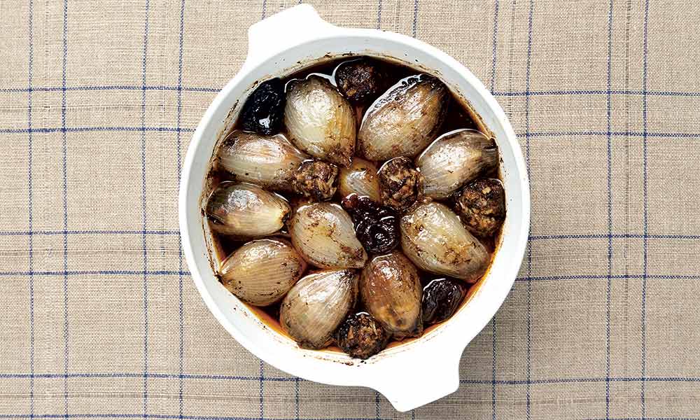 Onions in a pot